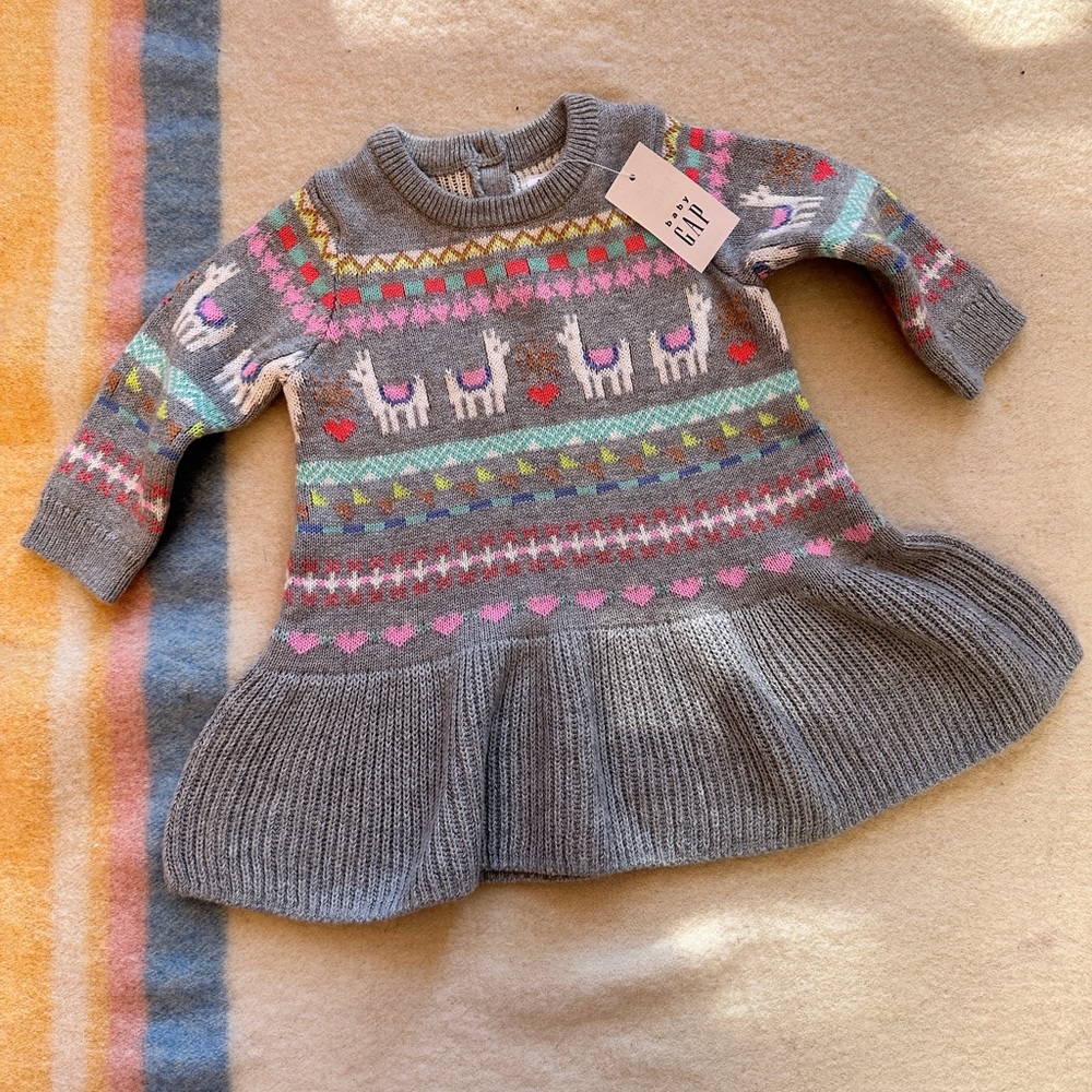 NWT - Adorable Baby dress with lamas and hearts intarsia